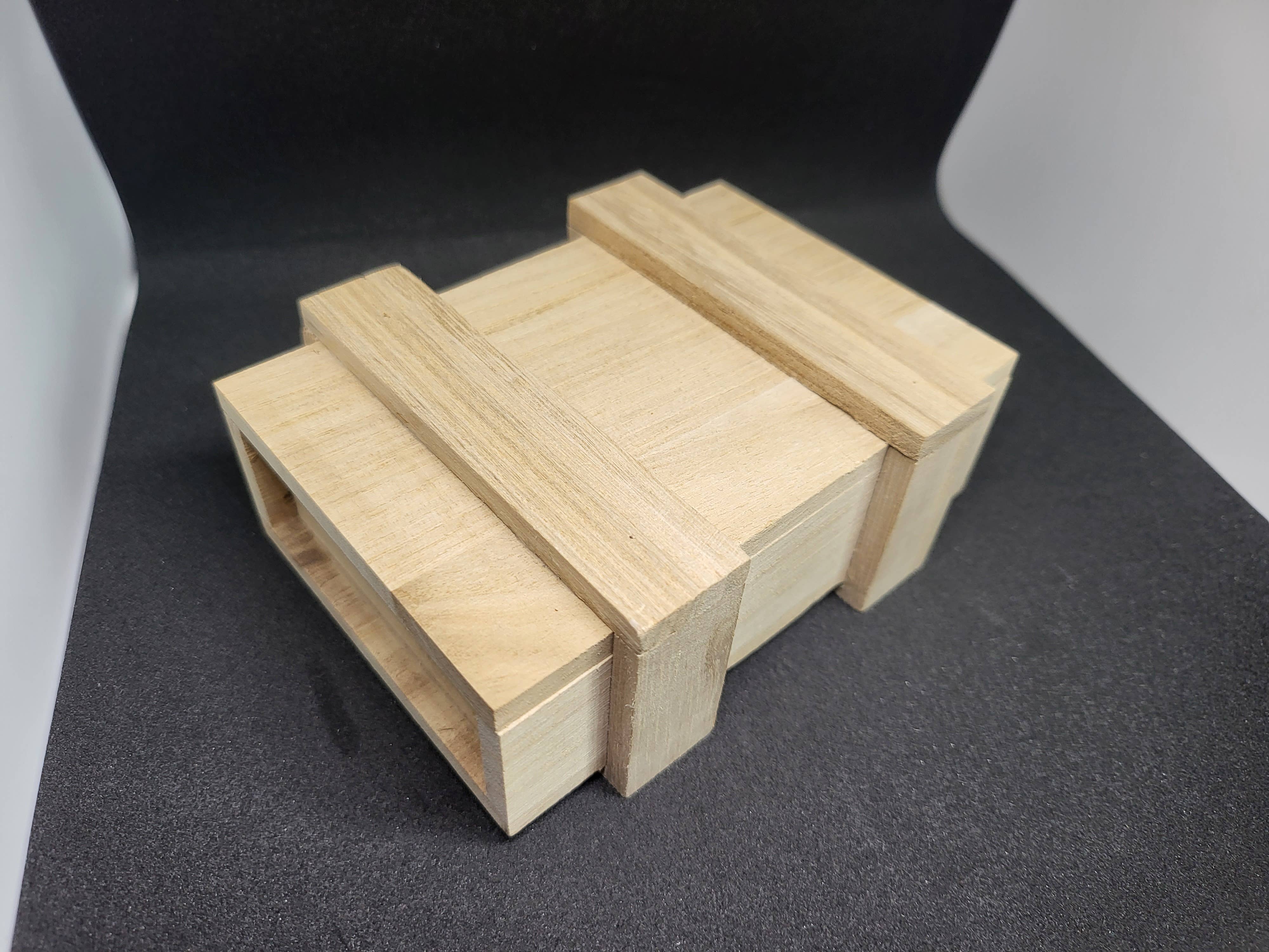 Crystal Cove – wholesale Spiritual stone/crystal – Tresure Box With Assortment Of Crystals3