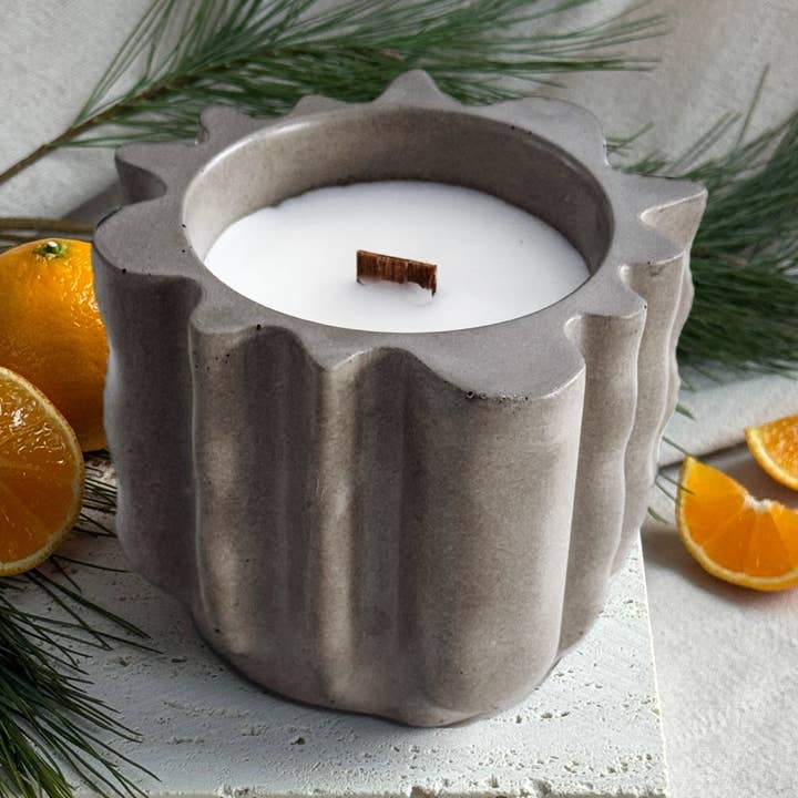 Atelier La Rouleuse - Wholesale Jar/Filled Candle - FORMA - mandarin and resin coconut wax candle0