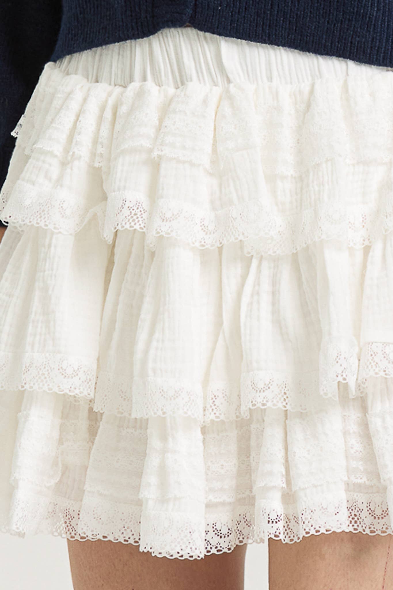 ROSIE POSIE – Saia - Mulher por atacado – RP2658 - Mini Saia Branca com Camadas, Renda e Folhos4