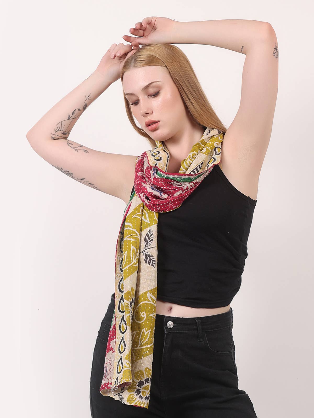 Wevez - Wholesale Scarf - Women's - Women Cover Up Vintage Reversible Kantha Scarf Wholesale Lot13