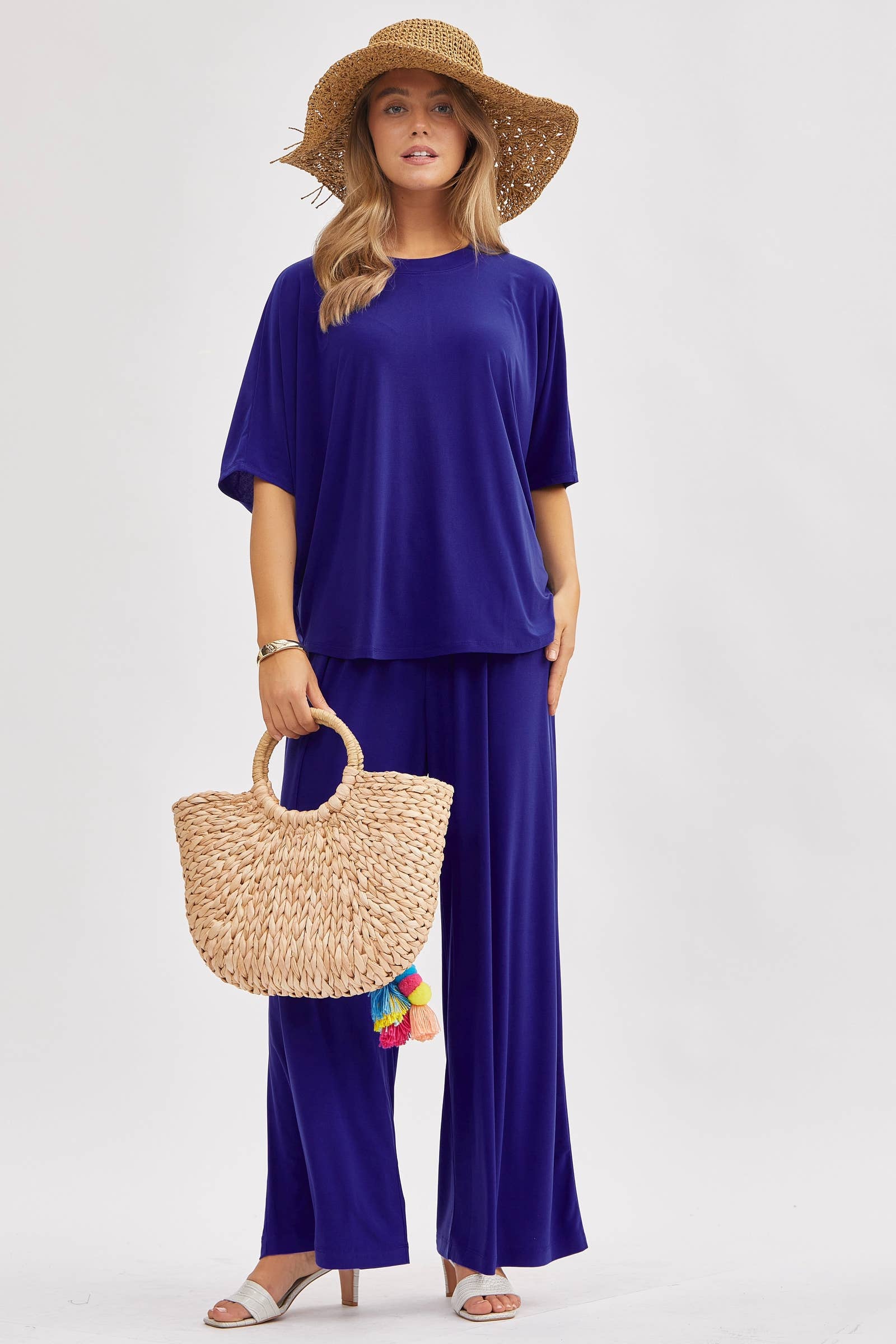 Dear Scarlett - Vendita all'ingrosso Completo top e pantaloni (NON loungewear) - Donna - Completo fluido con top ampio stile poncho e pantaloni larghi TRVSET-COASTAL7