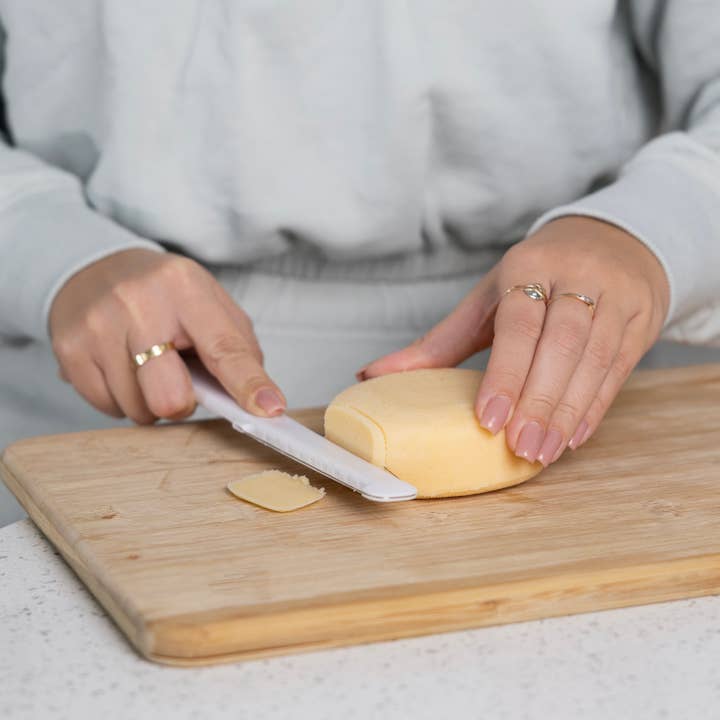 Fox Run Brands - Venta al por mayor Utensilio/dispositivo de cocina - Cortador de queso de acero inoxidable Fox Run, 9” x 1” x 0,5”2