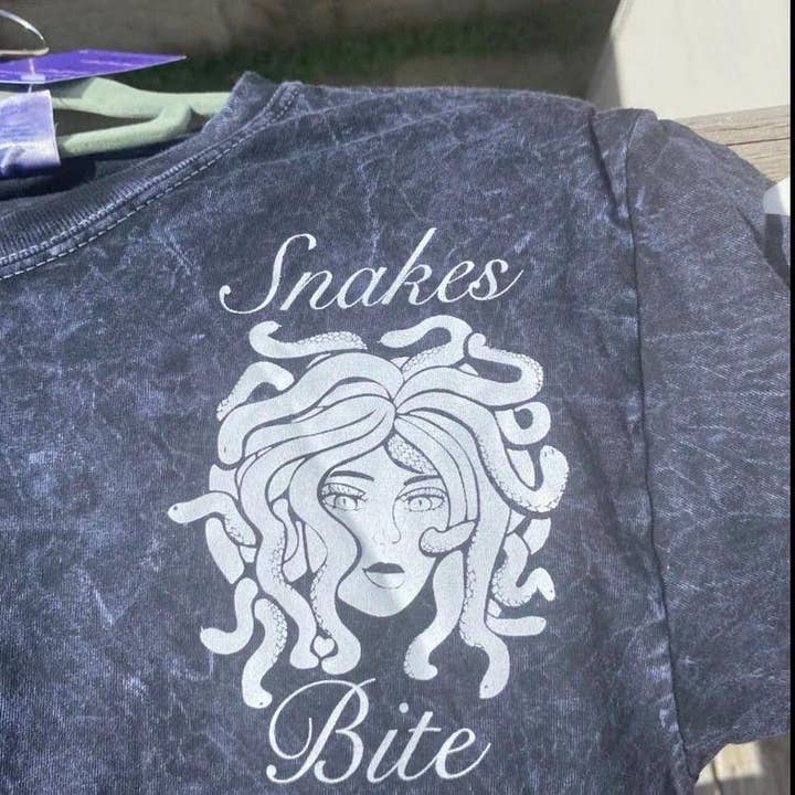 AstroManatee Shop - Wholesale Screen Printed T-Shirt - Unisex - Snakes Bite Medusa Gorgon Screen Print Unisex T-shirt3