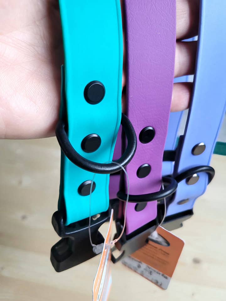 Adjustable dog collar/BioThane/handmade/XL 18.5-28 for wholesale by Cain's Collars