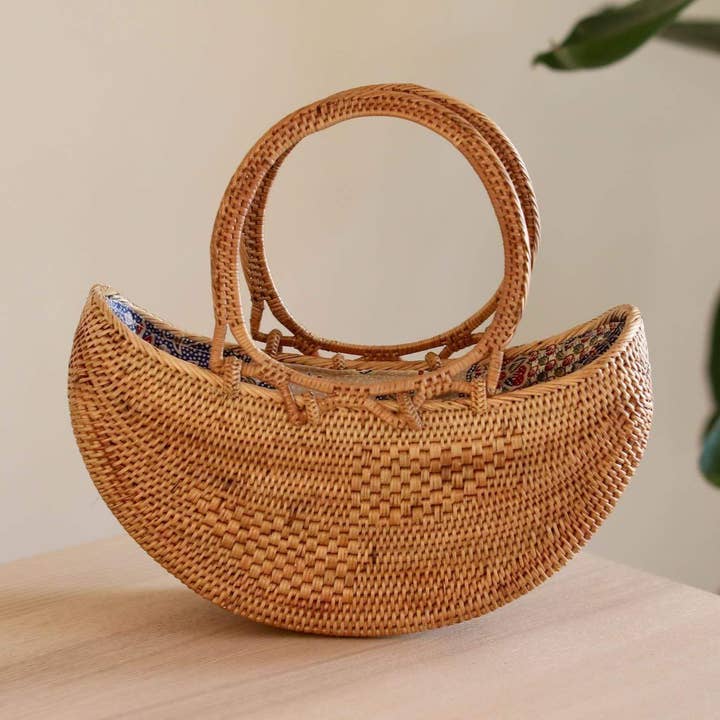 Bolso Bali de ratán con asa en la parte superior para barco para venta al por mayor de Ganapati & Co.