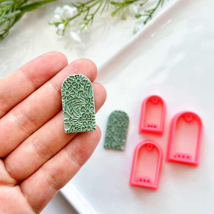 Tera Clay – wholesale Craft tool – Tall Arch with Drill Guides Polymer Clay Cutter