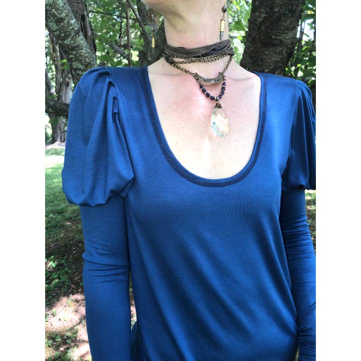 Bridgerton Top Pavão Azul por atacado de Accentuates Clothing