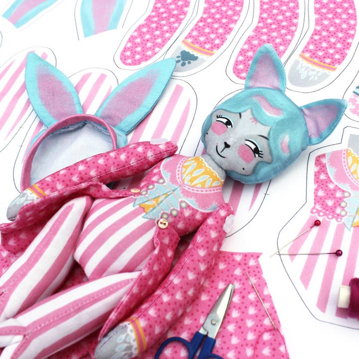 Miss Ella – wholesale DIY craft kit – DIY Dolly Kit - Mewky the Circus Ringmaster Cat Bunny Doll6