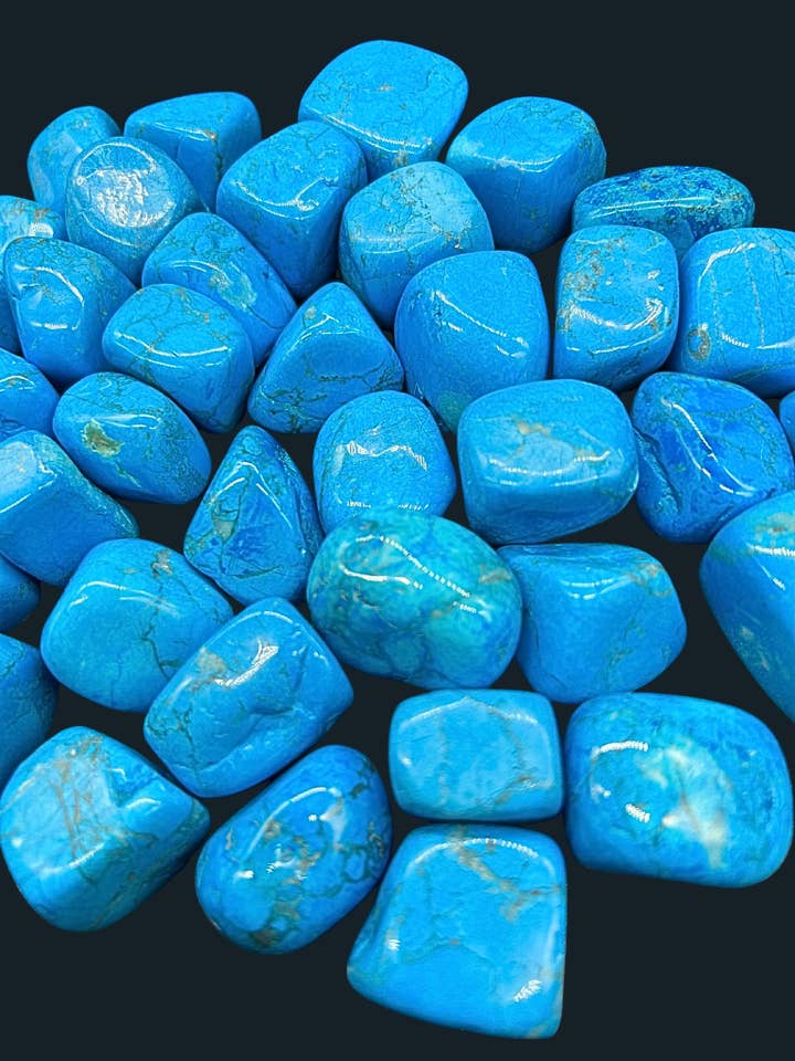 Geoworld - Tumbled Stone - Blue Howlite - XL for wholesale by Geoworld Gallery
