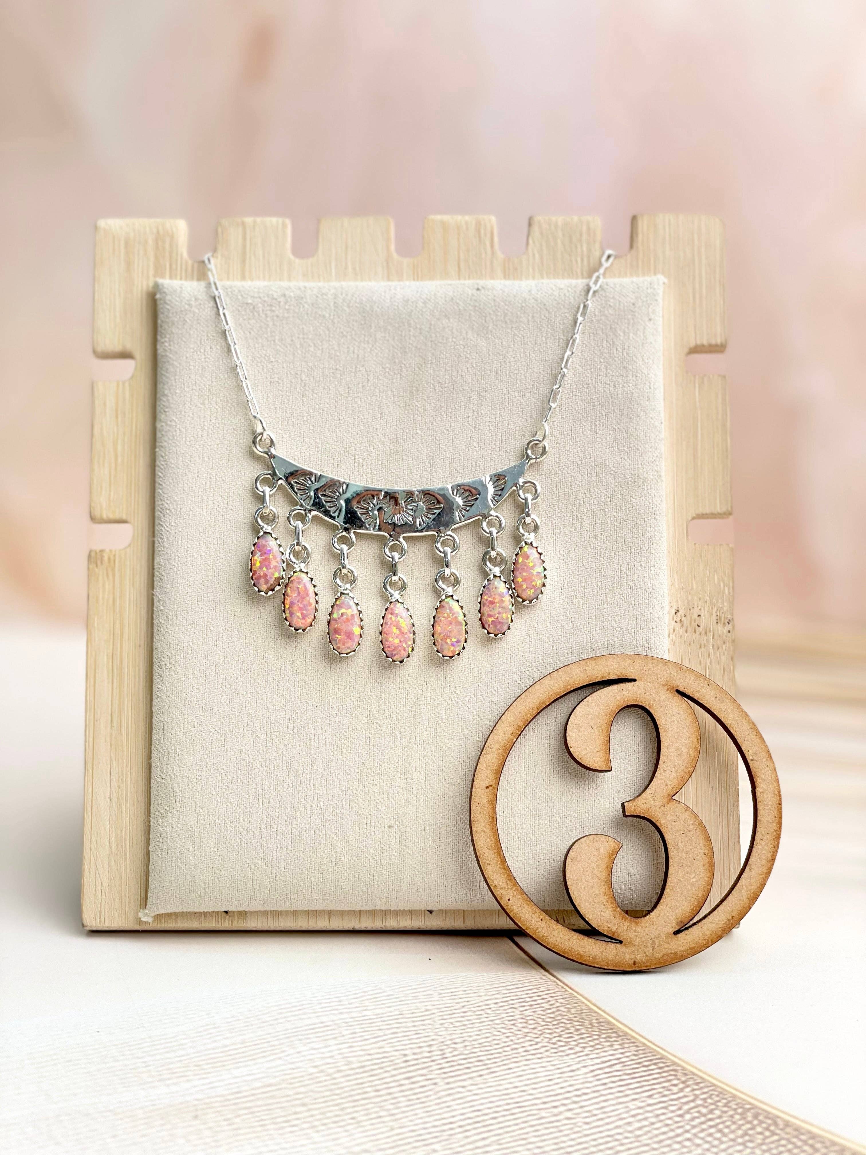 Krush Kandy – wholesale Hänge-/berlockhalsband – Boho Opal Tofsar Halsband Sno 162