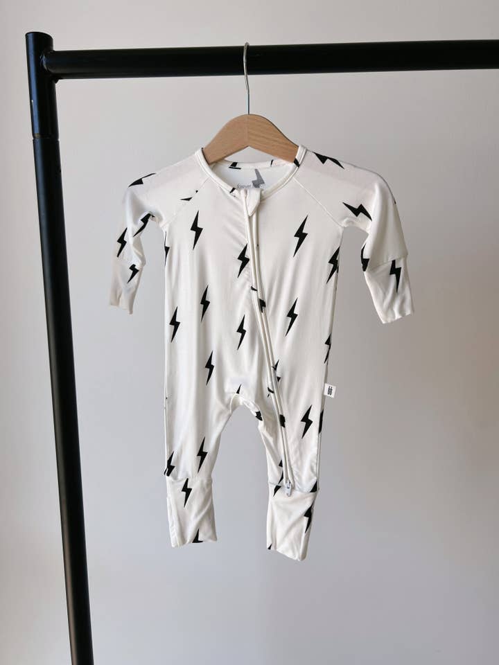 Forever French Baby - Wholesale Sleepsuit - Baby - Bamboo Zip Pajamas | White & Black Lightning Bolt1