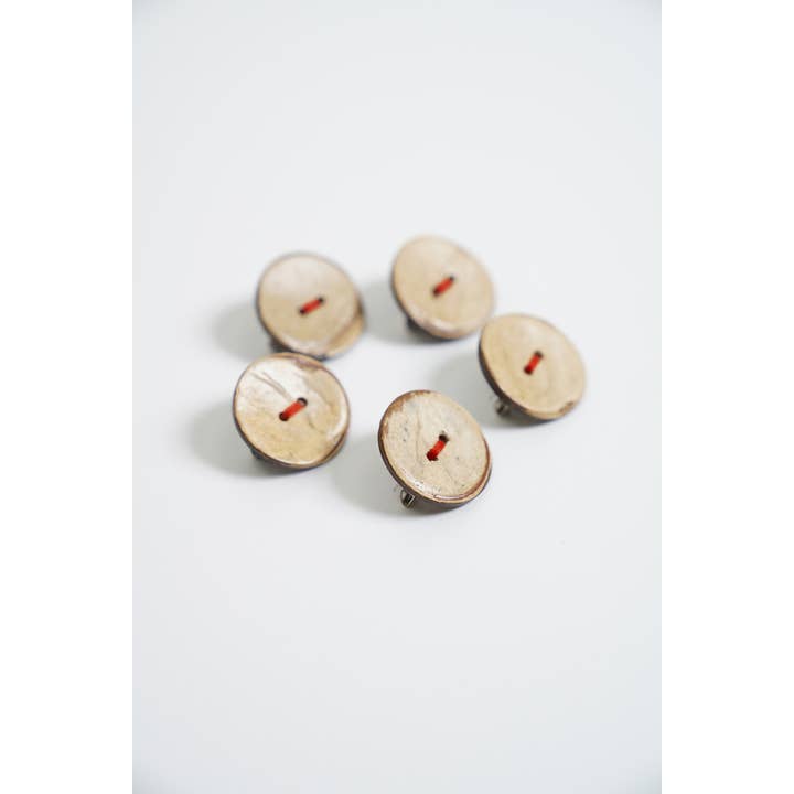 42POPS - Vendita all'ingrosso Spille - ",, SI-15656 Spilla con Bottone in Legno20