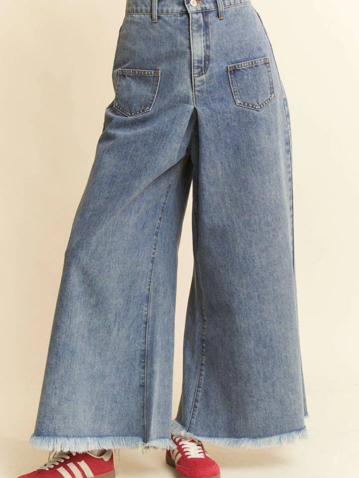 Davi & Dani Culottejeans med vida ben och påsydda fickor för wholesale av Queenado