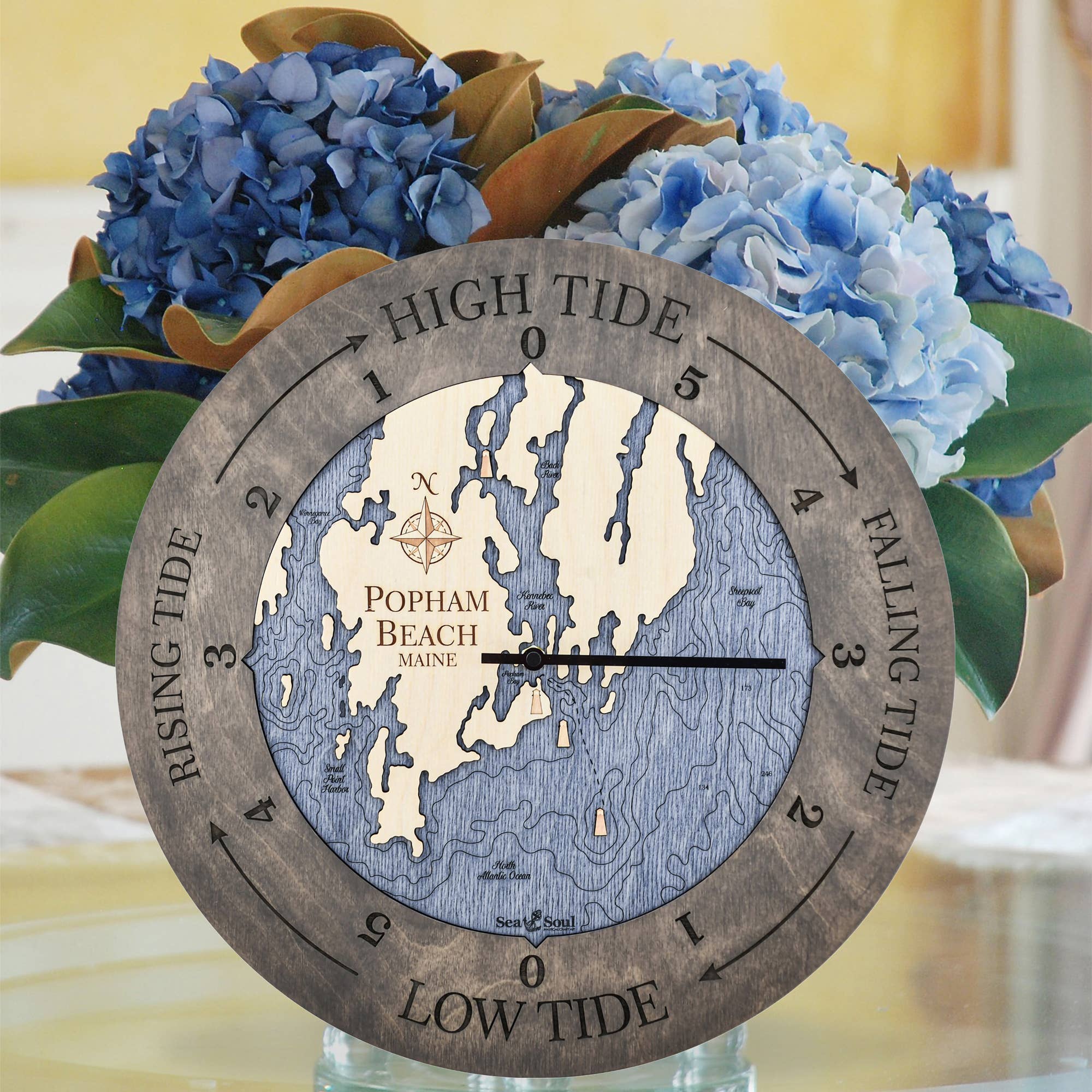 Sea & Soul Nautical Chart Art - Vente Horloges murales - Carte de profondeur d'eau de la côte du Maine87