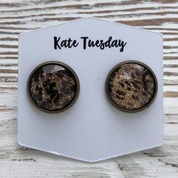 Gold Cheetah Flake Druzy Ohrringe für den Großhandel von Kate Tuesday Jewelry