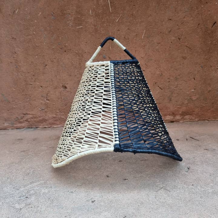 Rendas em forma de cone marroquino Suspensão de ráfia entrançada por atacado de MARRAKECH METACRAFT LTD