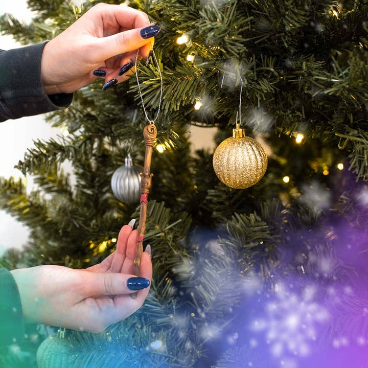 EAST AVENUE - Wholesale Ornament - Crown Tipped Collectible Wizardry Magic Wand Ornament