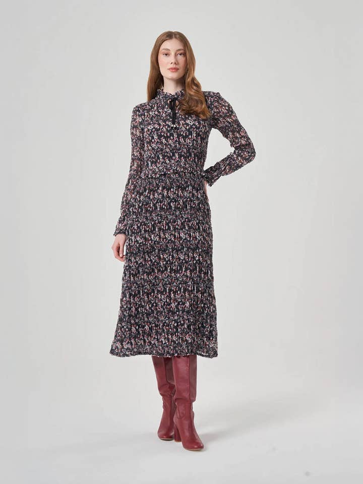 Mizalle - Midi Dress Mix Apparel for wholesale by Future Brands Group