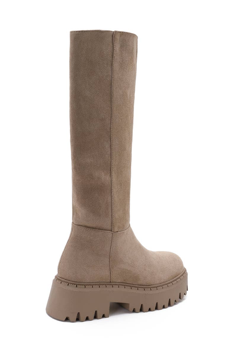 Joia Paris - Wholesale Boots - Women's - High boots with lug sole WZ-7310