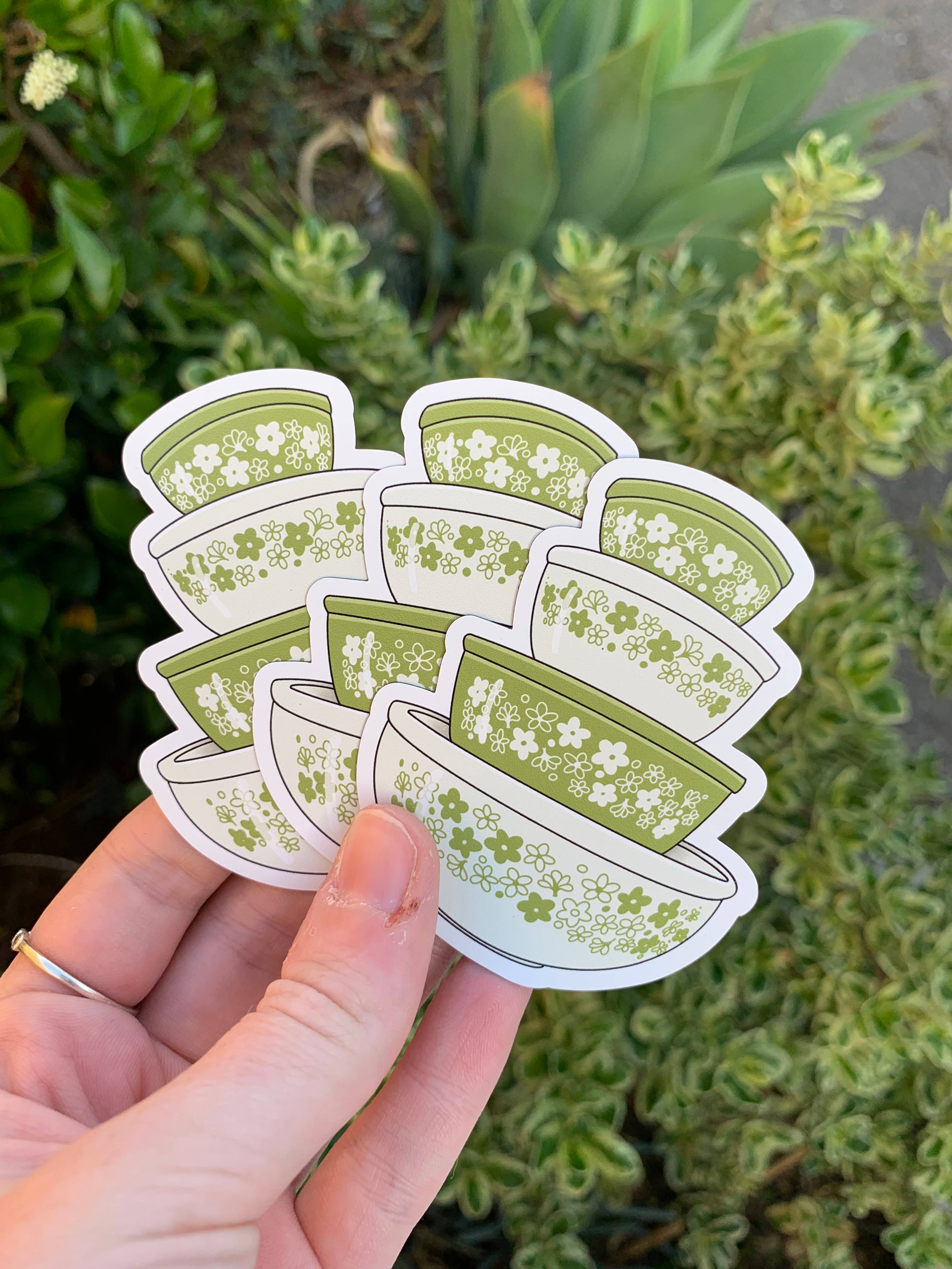 Extremely Retro – Adesivo por atacado – Adesivo/ímã vintage verde Crazy Daisy Pyrex Mixing Bowls1