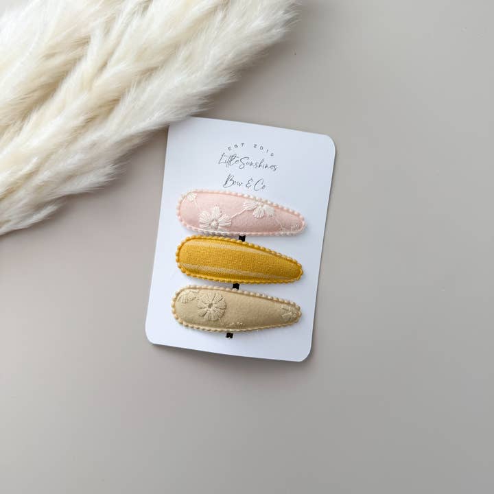 Little Sunshines Bow & Co - Wholesale Hair Clip - Kids - Lace Snap Clips- Set of 33