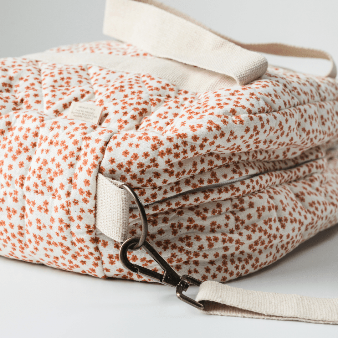 Zoey Inc. - Vendita all'ingrosso Borsa portapannolini - Neonati - Borsa per pannolini trapuntata Red Velvet Yarrow in 100% cotone mussola3