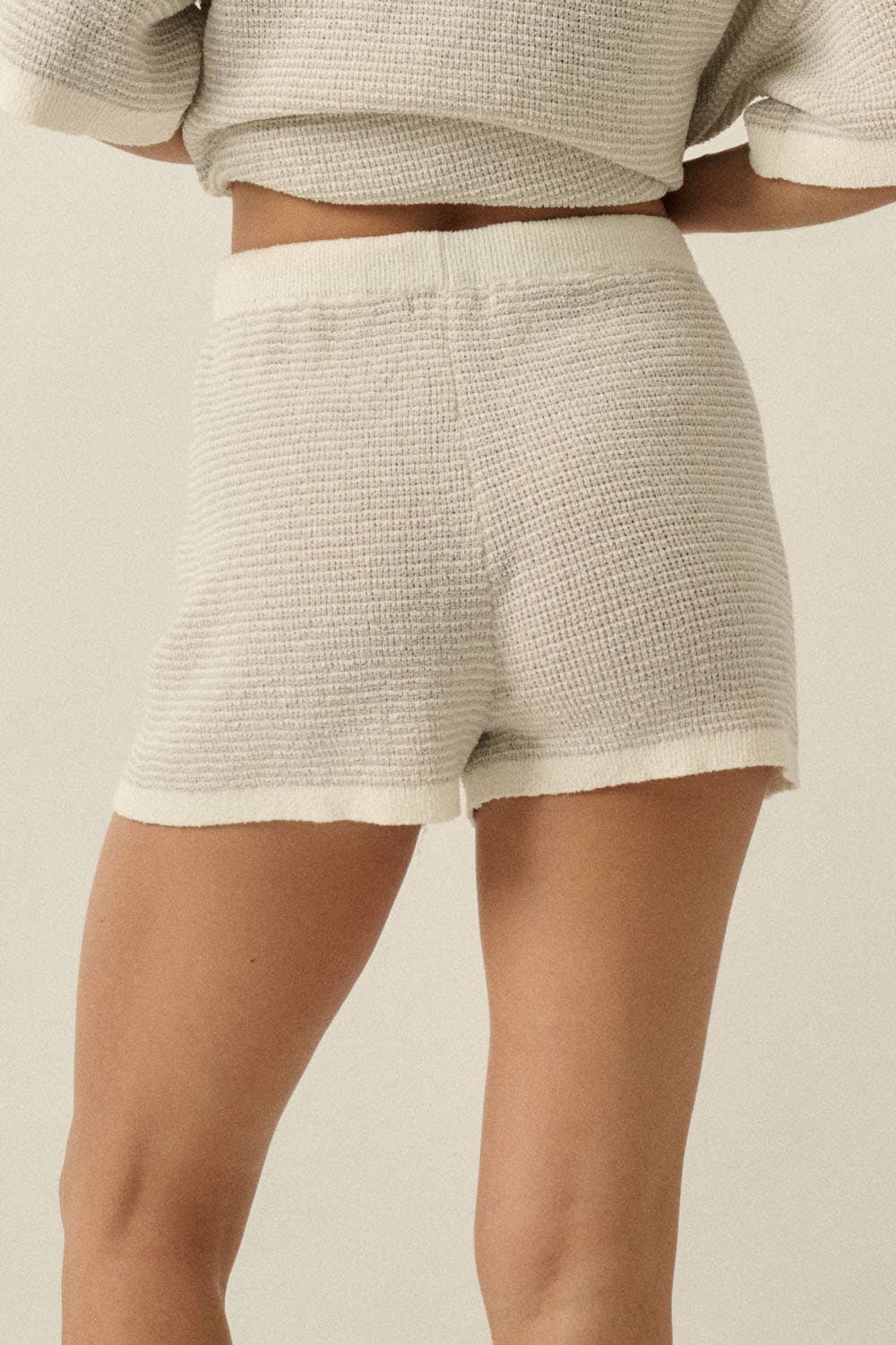 Promesa USA - Wholesale Shorts - Women's - Striped Knit Wide-Leg Drawstring Sweater Shorts42