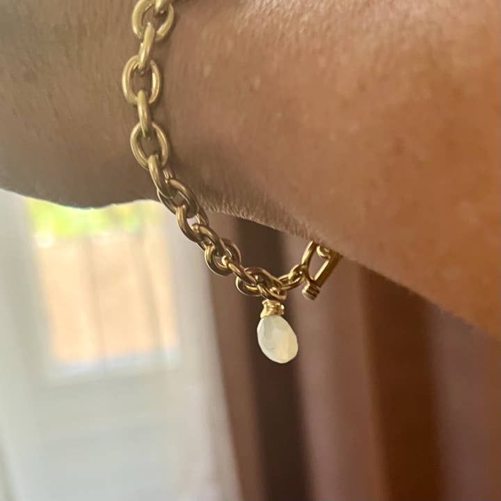 Nellie Pratt Artisan Jewelry – wholesale Charm/dangle bracelet – Champagne Thursdays gold charm bracelet with gemstone4