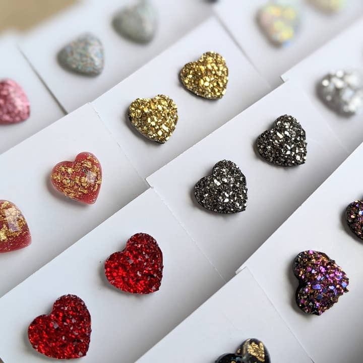 2024 Alla hjärtans dag Druzy Glitter Stud Hearts örhängen för wholesale av Jenna Scifres Handmade Jewelry