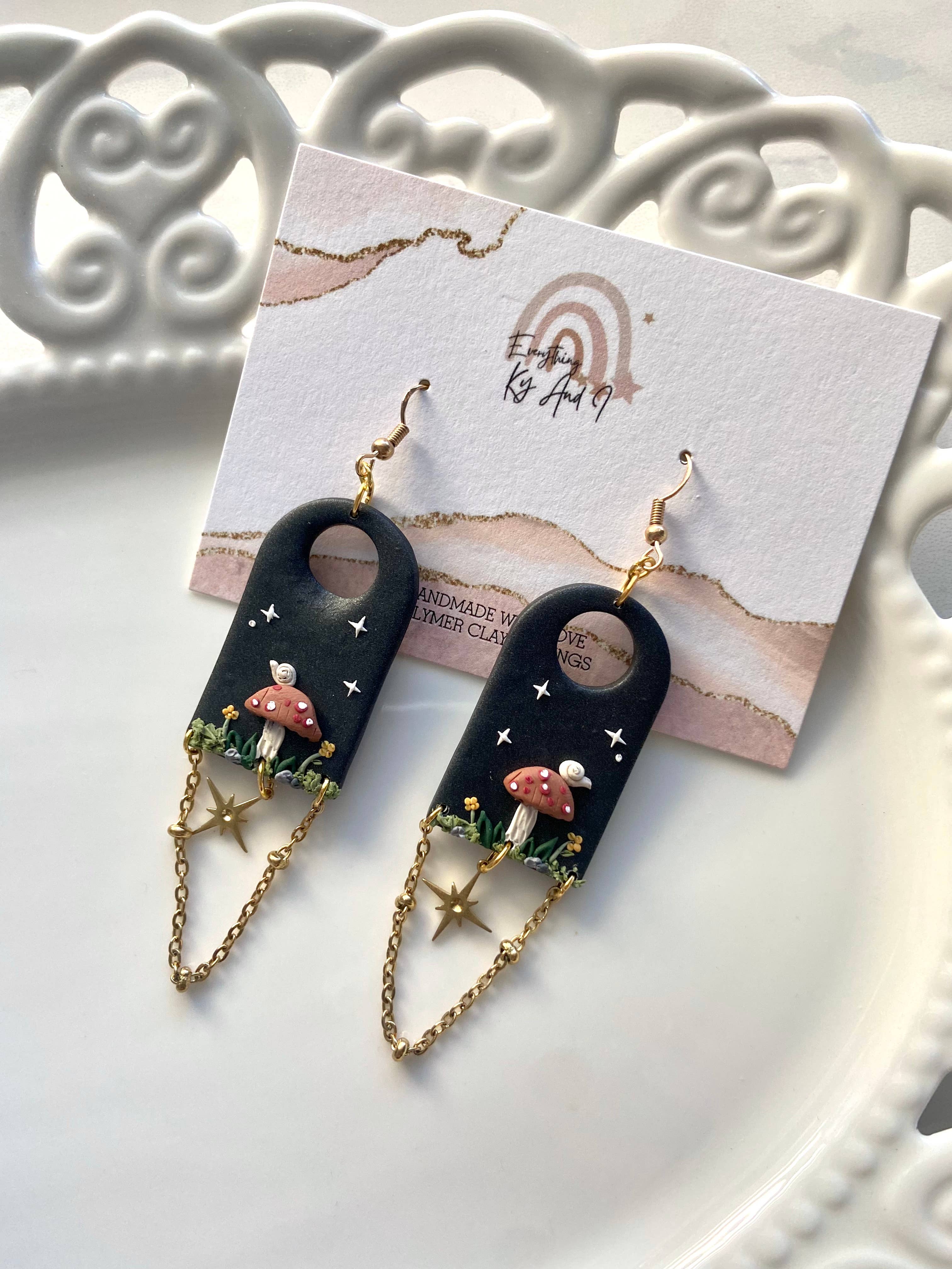 Everything Ky and I – Engroshandel Hængeøreringe og creoløreringe – Moody Night champignon øreringe2