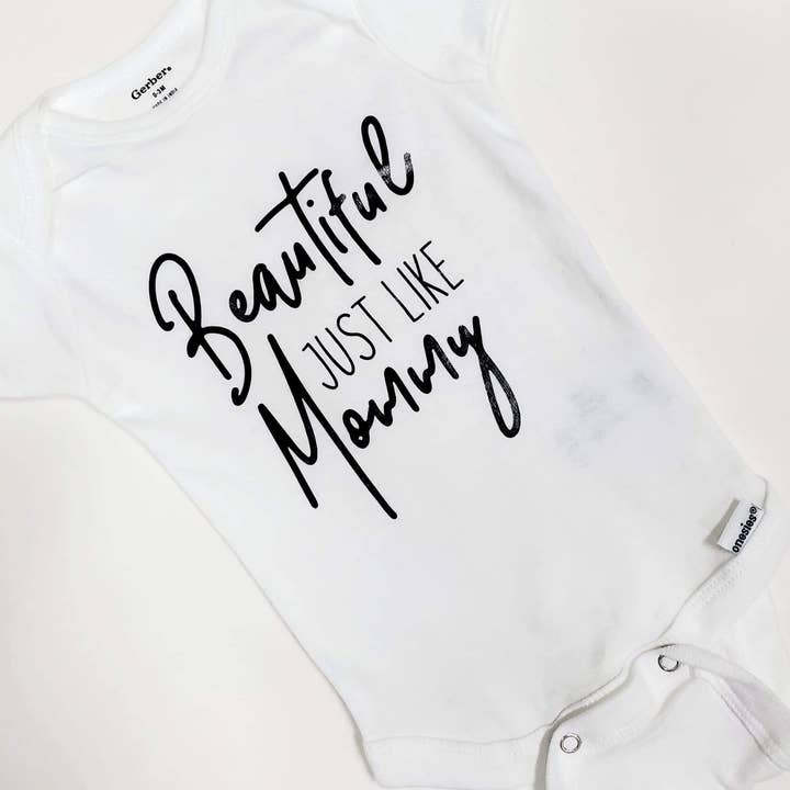 Bellissima tutina proprio come la mamma per la vendita all'ingrosso da parte di Driftwood Market Wholesale