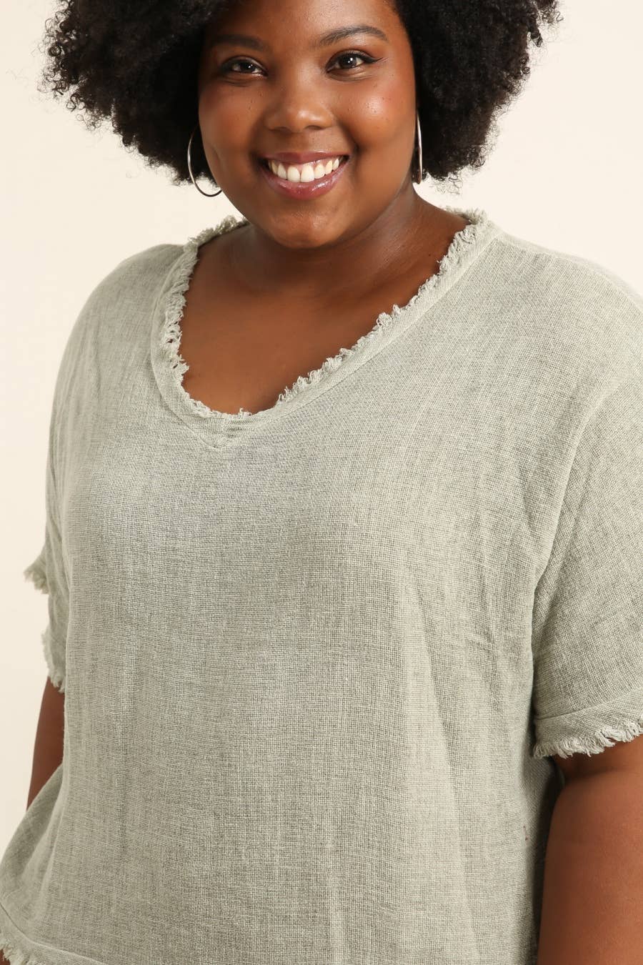 Lea & Luc - Grandes Tailles – Engroshandel Tunika - Dame – Tunica i linned i plus-size med løs og flydende pasform2