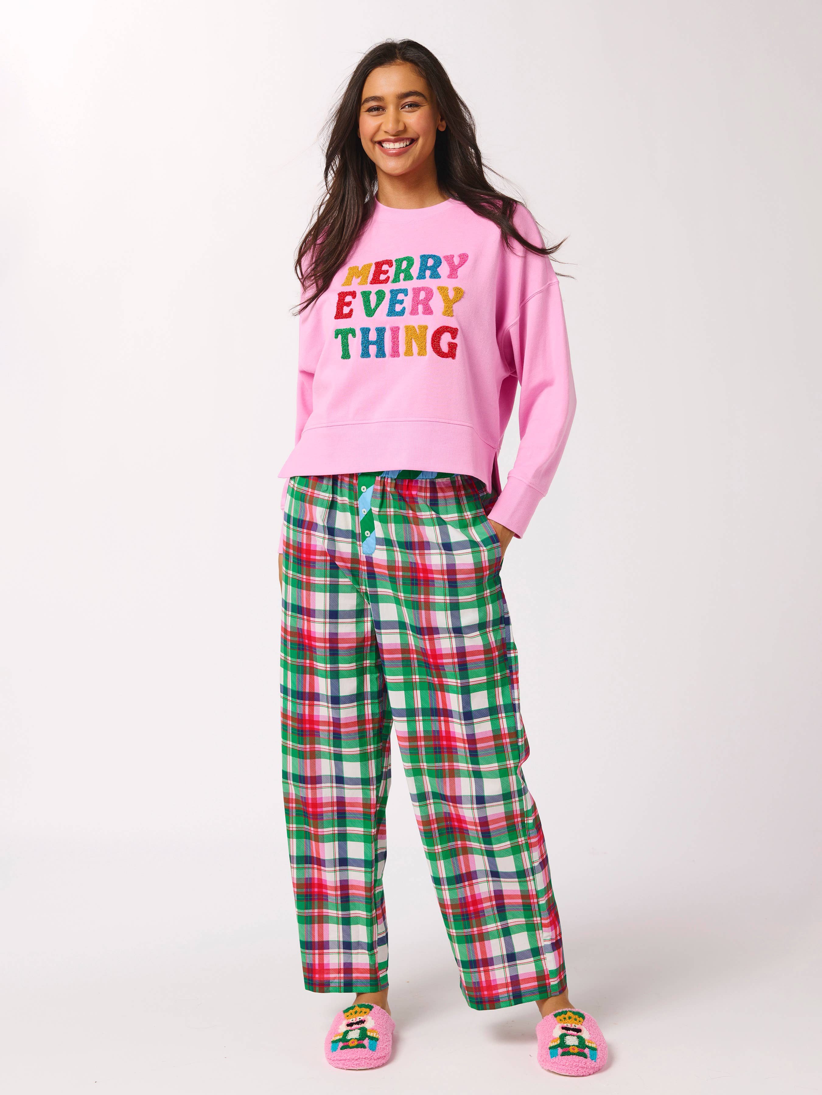 Shiraleah - Wholesale Sweatshirt - Women's - ASST/6 "MERRY EVERYTHING" RELAXED SWEATSHIRTS,CANDY PINK3