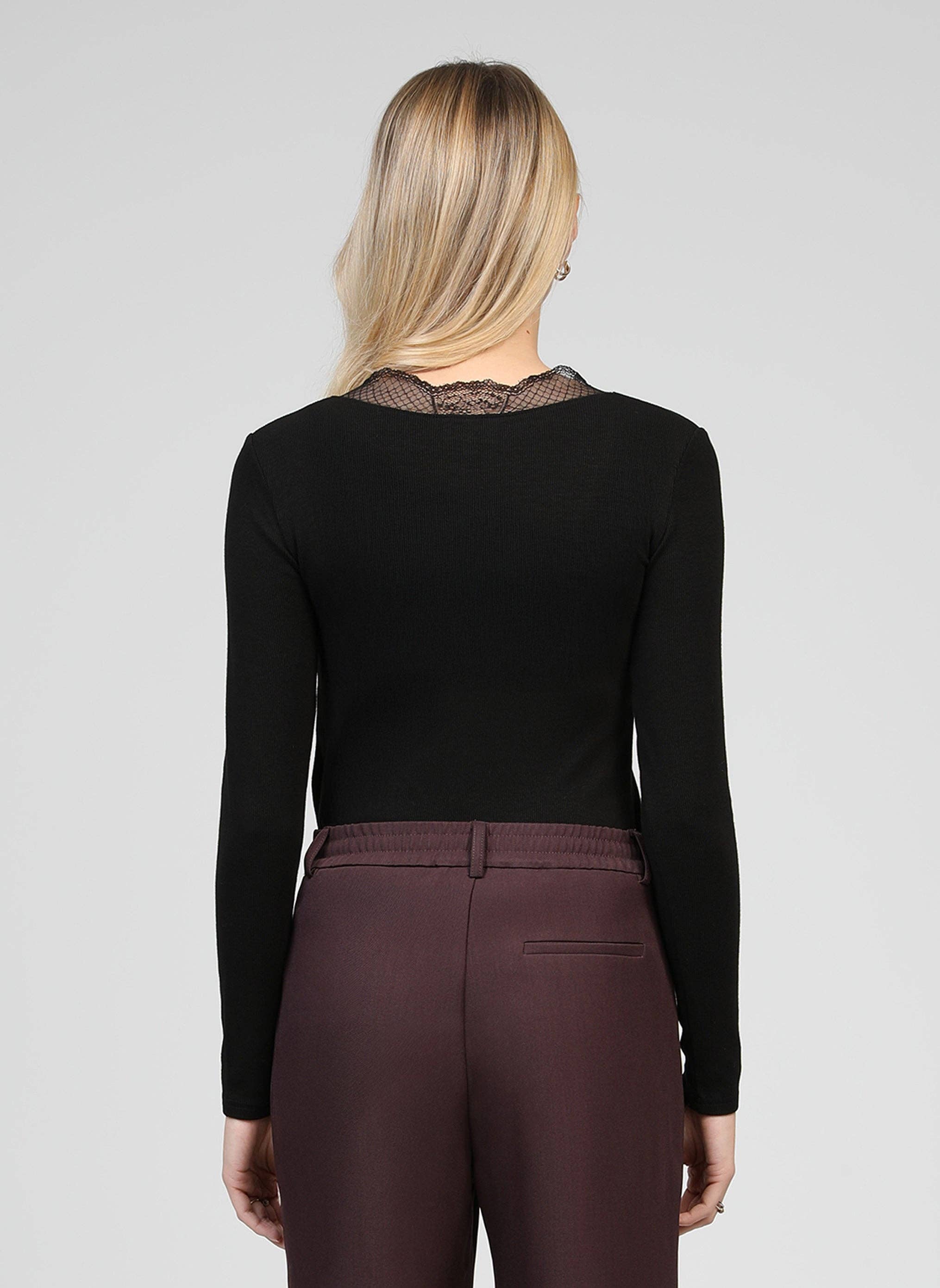 An'ge - Wholesale T-Shirt - Women's - ASTURIAL black T-SHIRT3