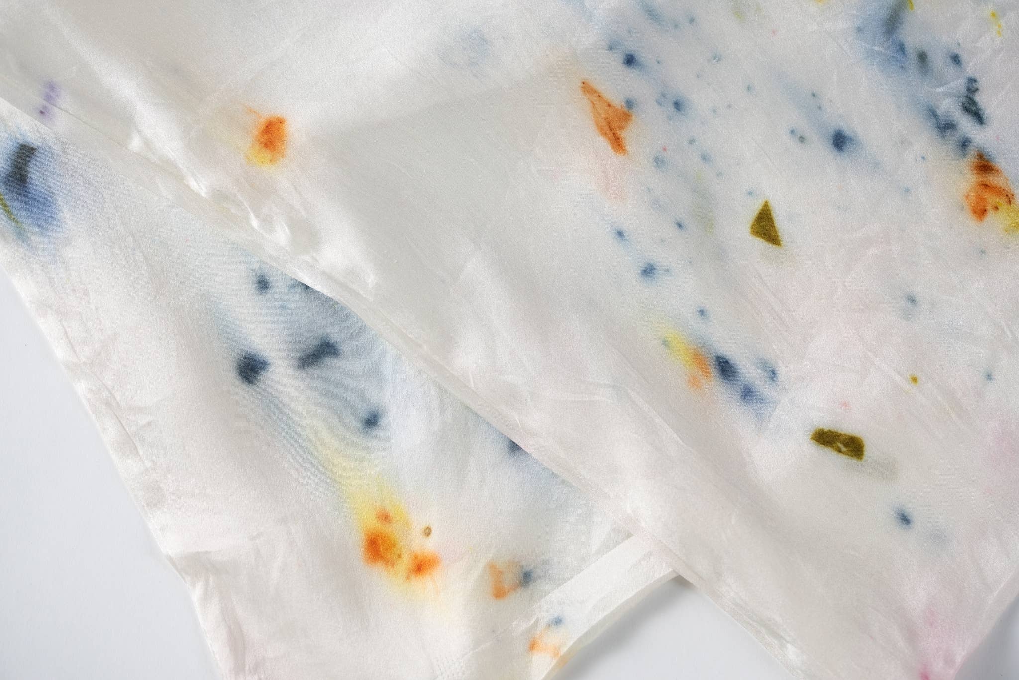 DYE KWEEN - Wholesale Bedding Pillowcase/Sham - Abstract Botanically Dyed Silk Pillowcase14