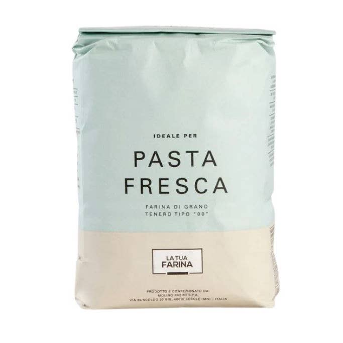 La Tua Farina Pasta Flour - 1KG - Imported From Italy for wholesale by Crown Pacific Fine Foods