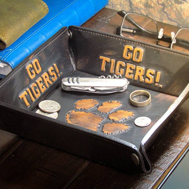 Zep-Pro - Wholesale Desk Tray - Clemson Tigers Men's Collegiate Valet Tray, Catch-all, Desk Organizer, Nightstand Tray. Brown Burnished Full Grain Leather Finish.4