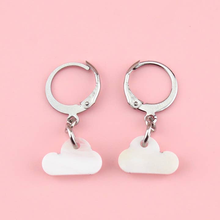 Créoles On Cloud 9 pour la vente par Sour Cherry