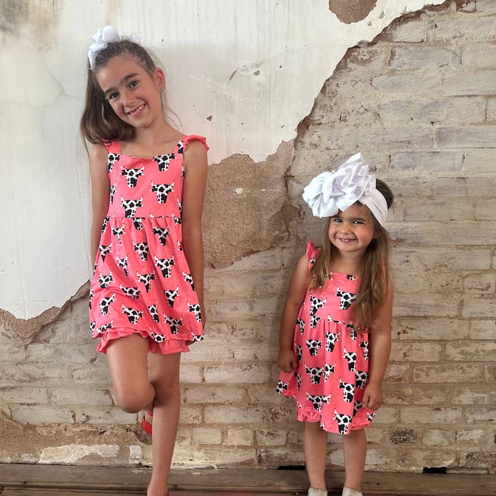 MUCCA ROSA per la vendita all'ingrosso da parte di Cowpuncher Babe