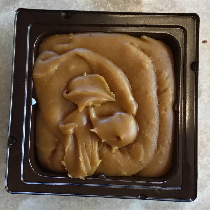 Sweet Mona's - Wholesale Fudge - Pumpkin Fudge in a 4 oz square
