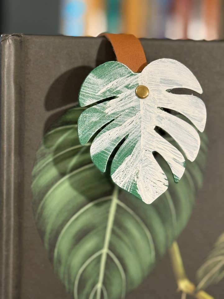 Læderbogmærke - Monstera Albo Blad for engroshandel hos Booklings Studio