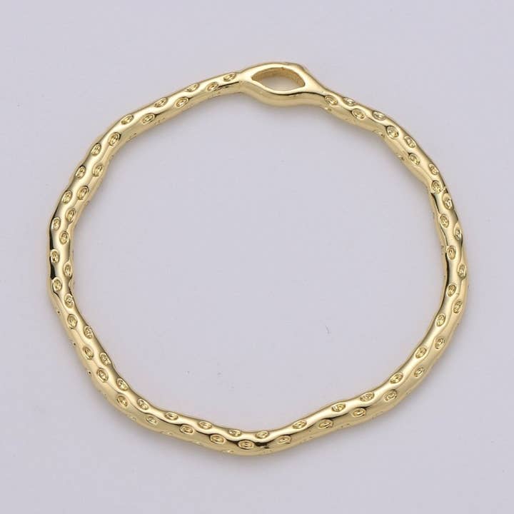 Dainty Hammered Circle Pendant, Round Charm 14k Gold filled 30mm rustic round charm K-899 for wholesale by Aim Eternal