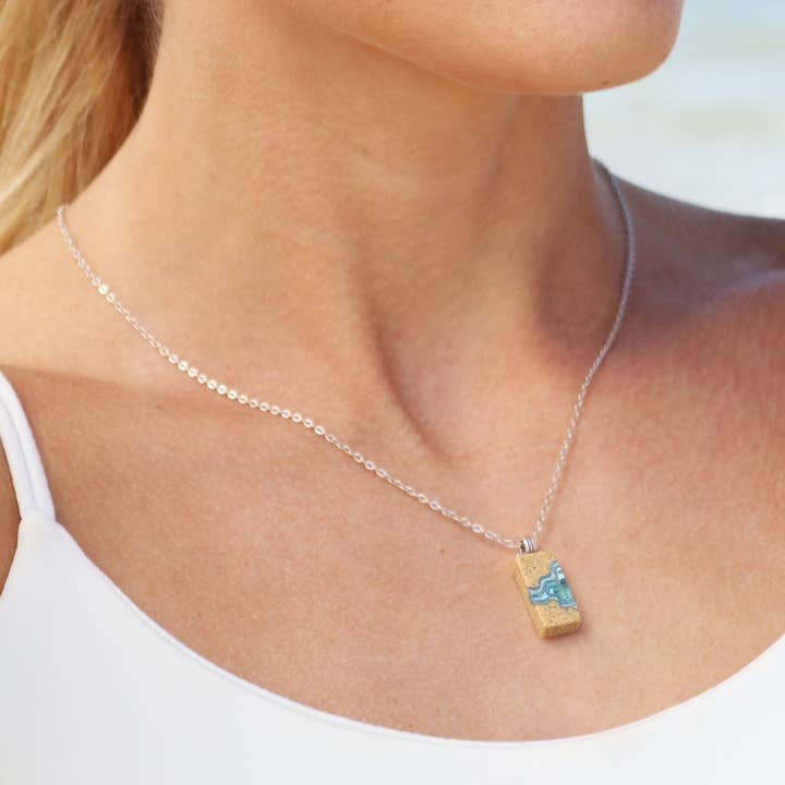 BoldB - Wholesale Pendant/charm necklace - Delta Necklace11