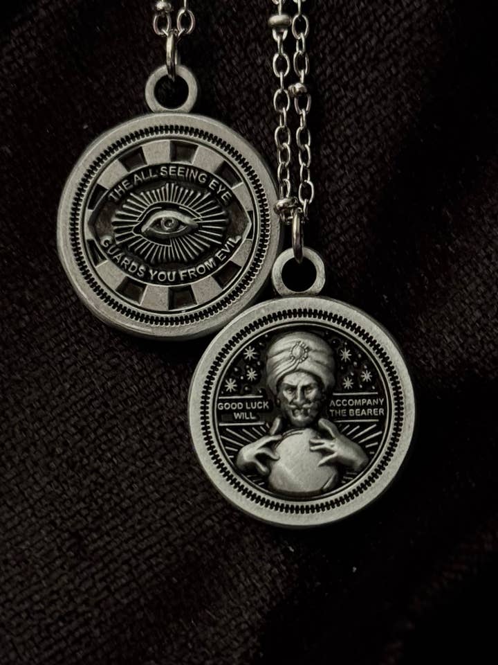 El collar Moneda Cadáver para venta al por mayor de Seance