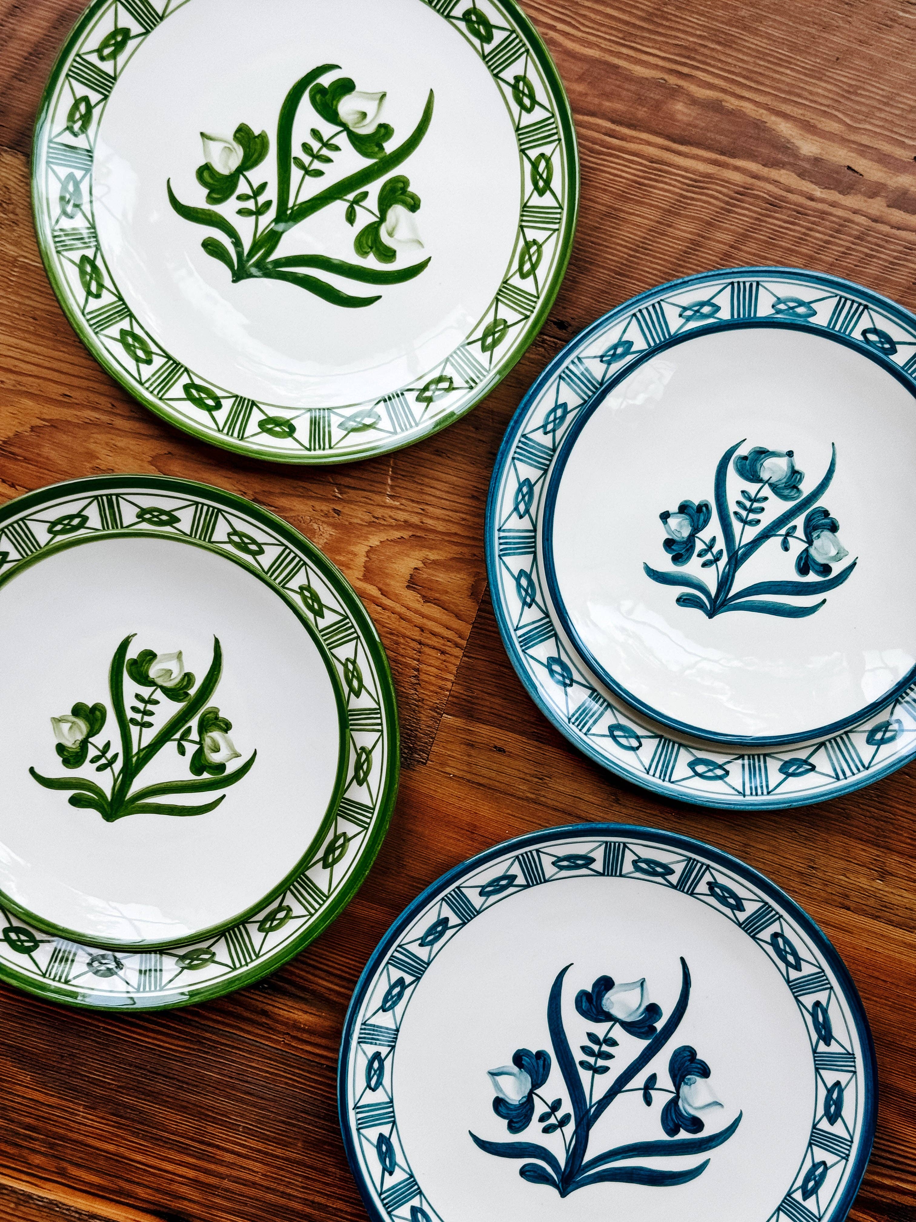 Provvista Designs - Wholesale Dinner Plate - Lisbon Dinner Plate with Filigree Rim~hand painted3