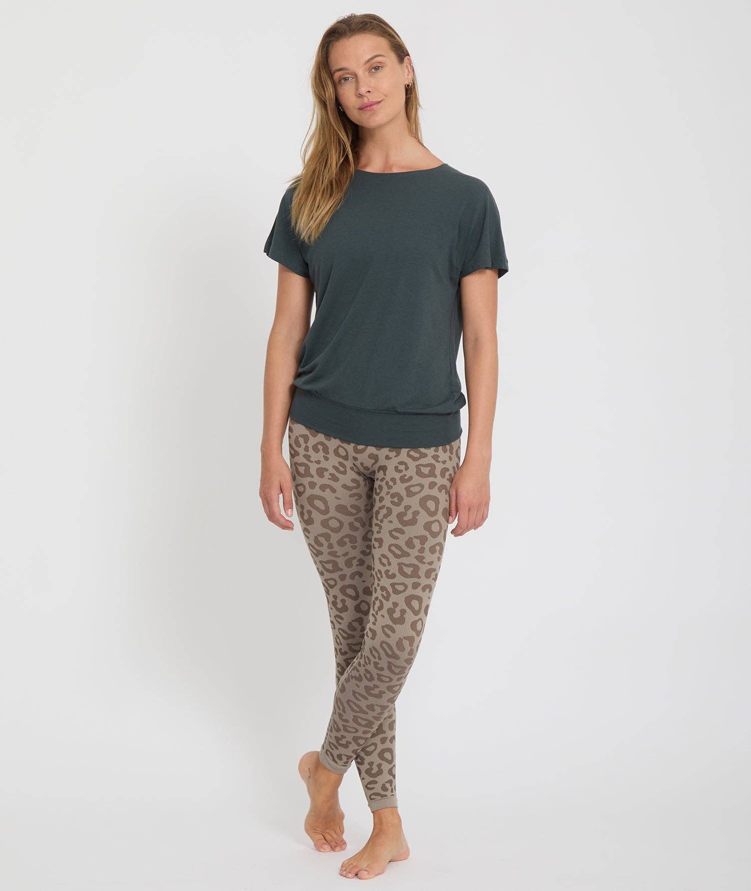 Yoga Searcher - Vendita all'ingrosso Maglietta - Donna - MEDE - T-shirt in lyocell per donna6