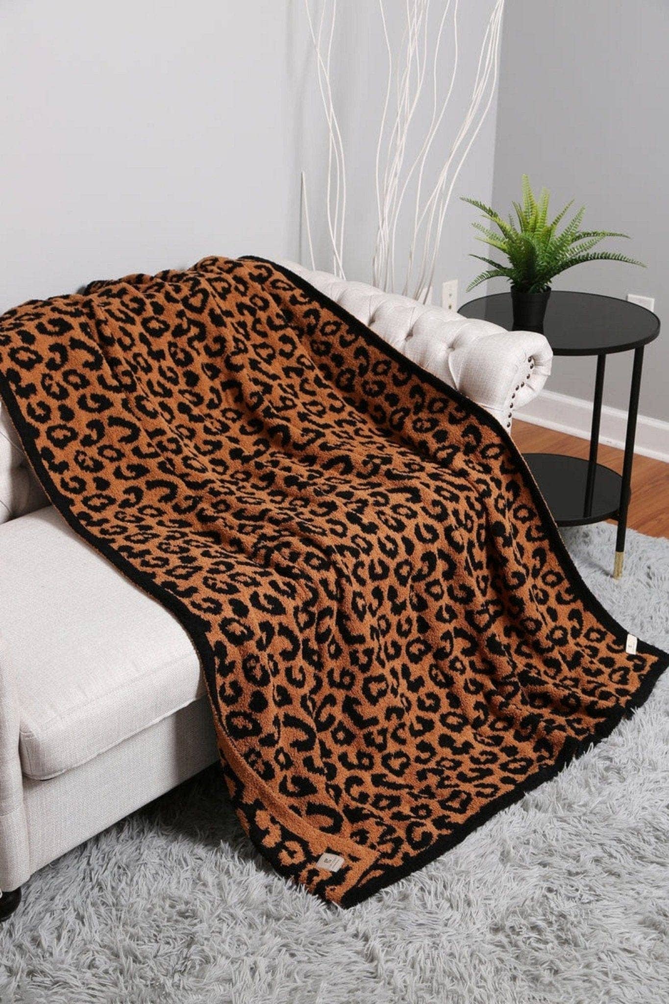 MiMi Wholesale - Wholesale Throw Blanket - Super Lux Leopard Print Throw Blanket1