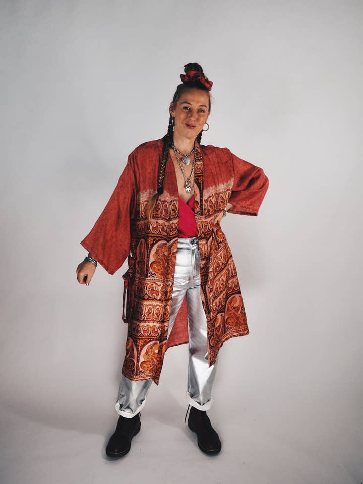 Vagabond Ibiza - Wholesale Kimono - Women's - The Kardash Kimono Mid-Length – Upcycled Vintage Sari Kimono7