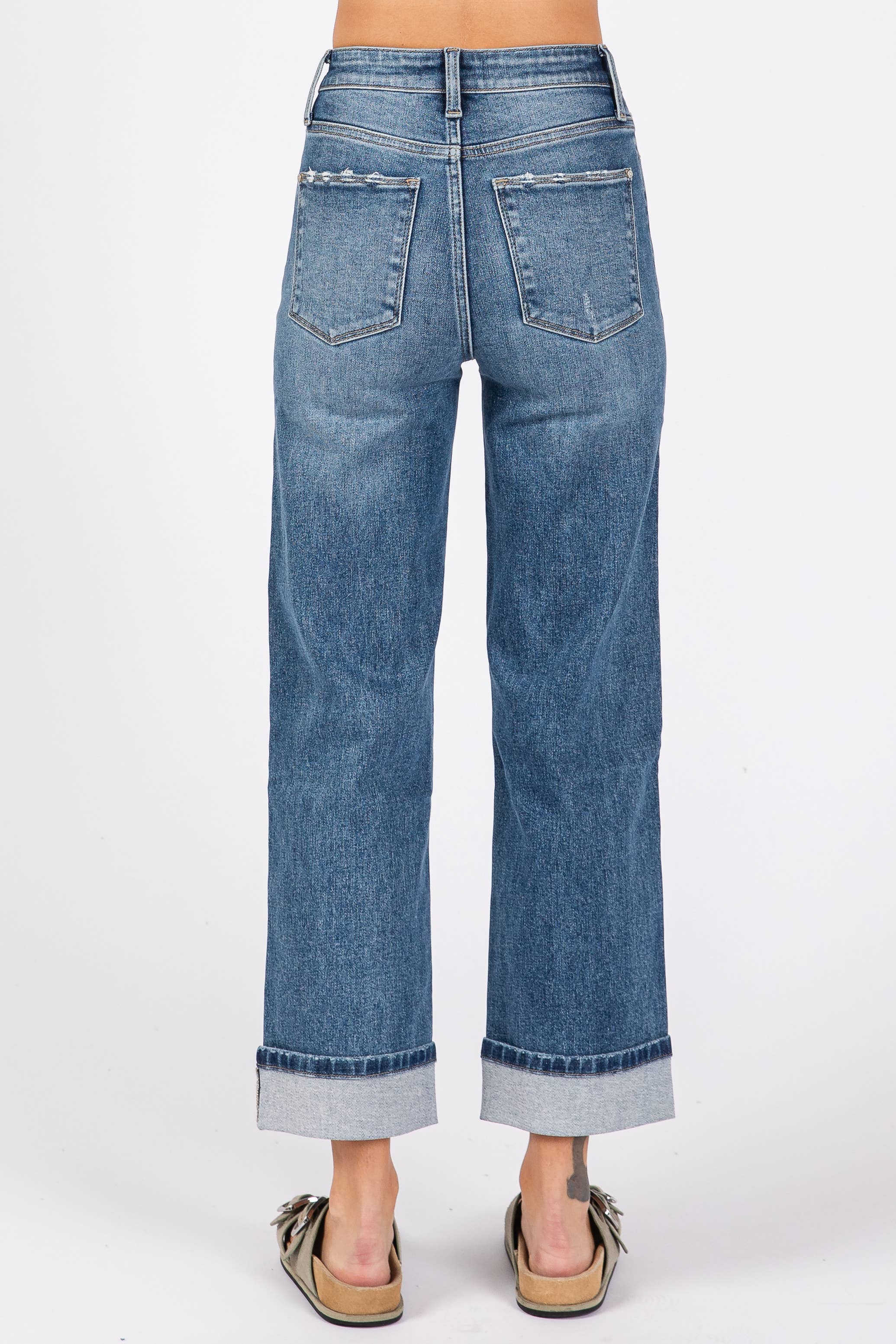 Petra153 – Großhandel Jeans – Damen – P1272T-MD HOHER BUND, ELASTISCH, GERADE, MIT BÜNDCHEN AM SAUM10