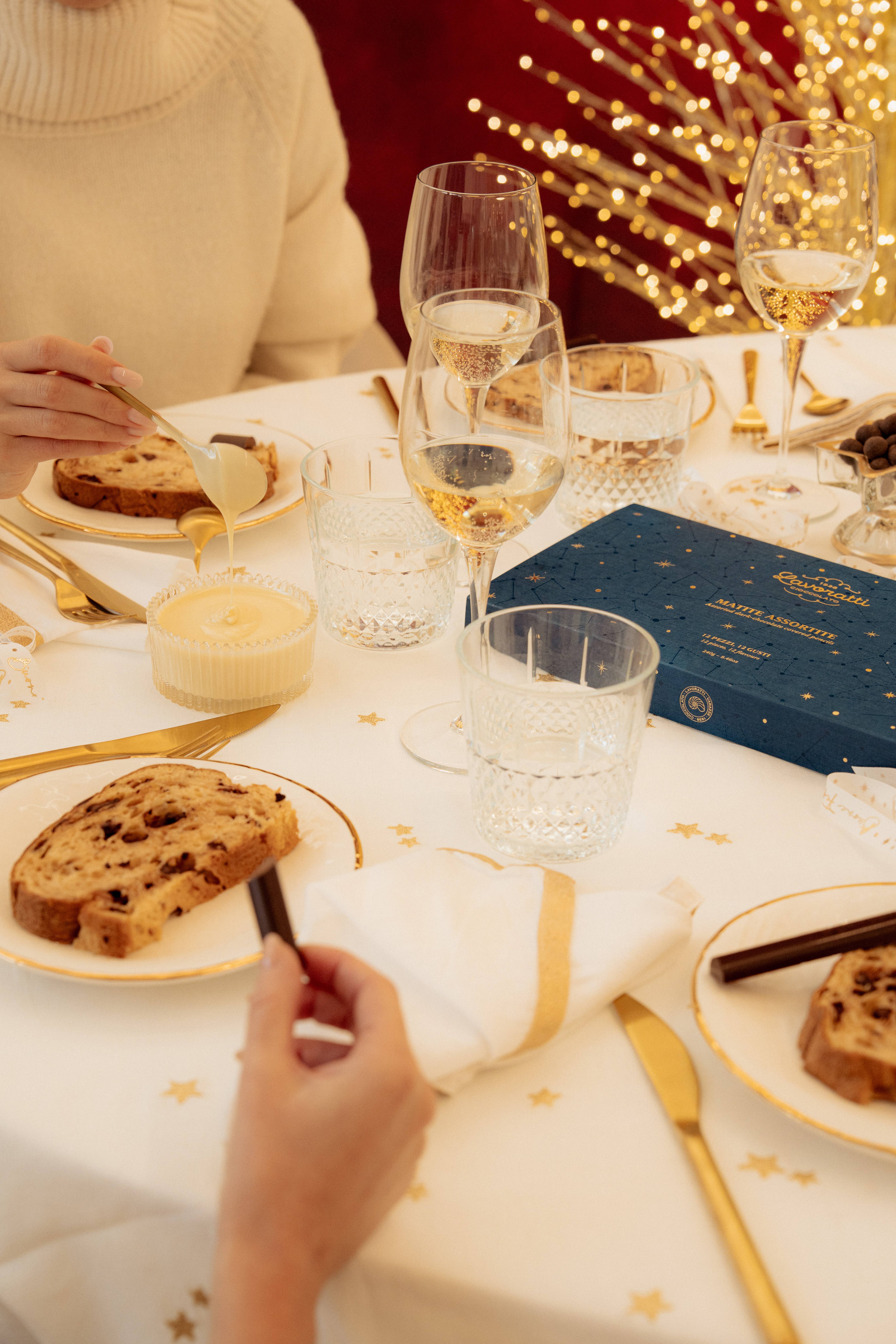 Cioccolato Lavoratti 1938 – Großhandel Schokoladenschachtel – 12er Set Schokoladenstifte, Weihnachtsedition4